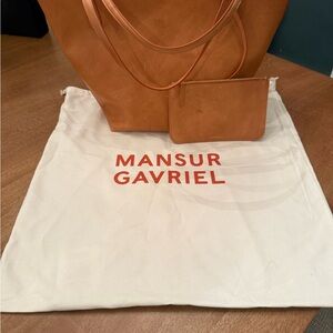 Mansur Gavriel Everyday Tote!